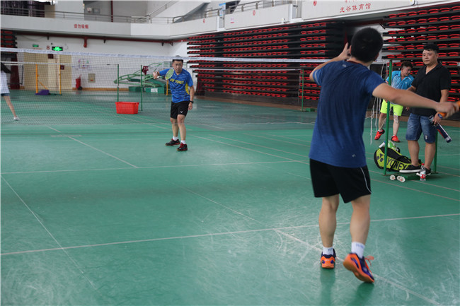 2018年第十届李宁·楚天运动频道杯员工羽毛球比赛圆满落幕